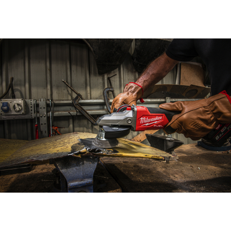 MILWAUKEE Hrnkový kartáč M14 65 mm, ocelový, vlnitý drát 0,35 mm – 1 ks 4932501750