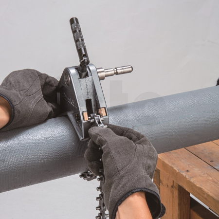 Makita - Aku pila ocaska s upnutím Li-ion XGT 40V,bez aku    Z JR003GZ