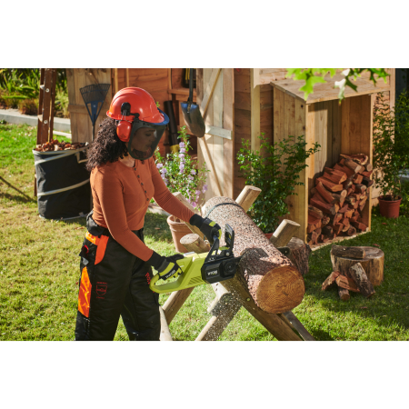 RYOBI RY18CSX30A 18V HP bezuhlíková akumulátorová řetězová pila WHISPER™, délka lišty 30cm (1x 4.0Ah) 5133005975