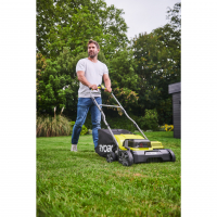 RYOBI RY18SFX35A 18V Bezuhlíkový akumulátorový vertikutátor, šířka záběru 35cm (2x4.0Ah) 5133004549