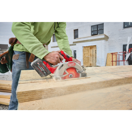 MILWAUKEE M18 FUEL™ okružní pila 190 mm, kompatibilní s vodicí lištou a ONE-KEY™ 4933498994