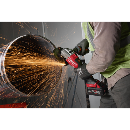 MILWAUKEE M18 FUEL™ vysoce výkonná 125mm úhlová bruska s ONE-KEY™ a kolébkovým spínačem 4933500036