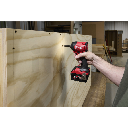 MILWAUKEE M18 FUEL™ SURGE™ ¼″ hydraulický rázový utahovák Hex 4933498911