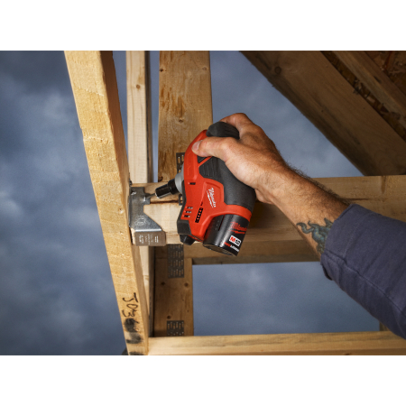 MILWAUKEE M12™ kompaktní dlaňová hřebíkovačka 4933427182