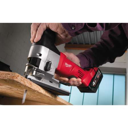 MILWAUKEE M18™ Heavy Duty přímočará pila 4933426660