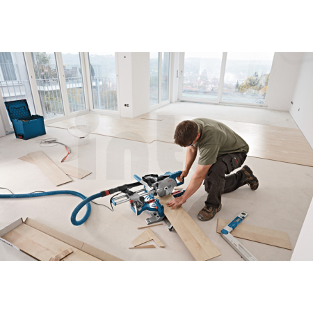 BOSCH Pokosová pila se zákluzem GCM 8 SJL 0601B19100