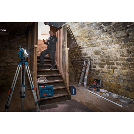 BOSCH Akumulátorové pracovní světlo GLI 18V-2200 C 0601446501