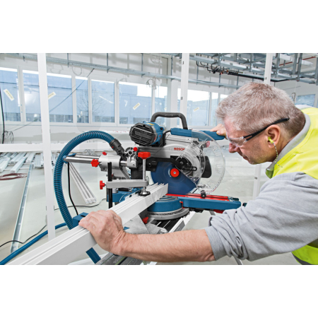 BOSCH Pokosová pila se zákluzem GCM 350-254 0601B22600