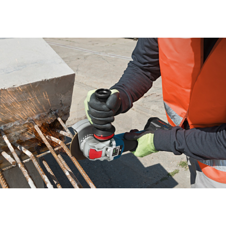 BOSCH Akumulátorová úhlová bruska 125 mm s X-LOCK GWX 18V-10 SC 06017B0400