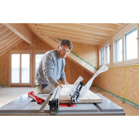 BOSCH Stolní pila GTS 635-216 0601B42001