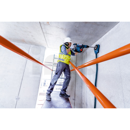 BOSCH Akumulátorové vrtací kladivo BITURBO s SDS max GBH 18V-45 C 0611913120