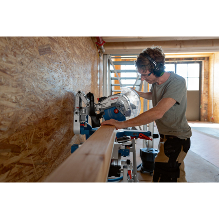 BOSCH Akumulátorová pokosová pila BITURBO GCM 18V-305 GDC 0601B43001