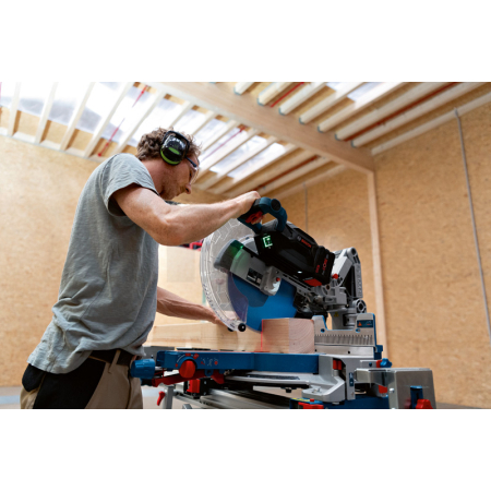 BOSCH Akumulátorová pokosová pila BITURBO GCM 18V-305 GDC 0601B43001