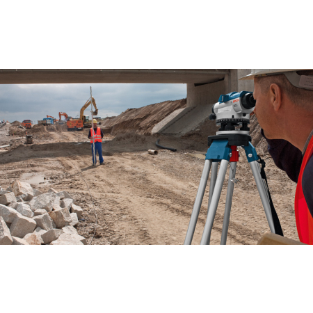 BOSCH Optický nivelační přístroj GOL 20 D 0601068402