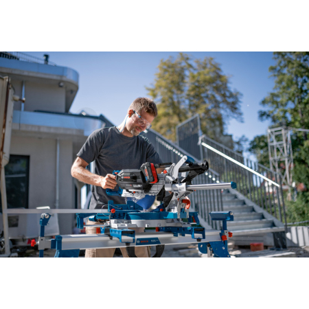 BOSCH Akumulátorová pokosová pila BITURBO GCM 18V-216 DC 0601B47000