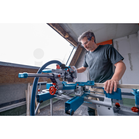 BOSCH Akumulátorová pokosová pila BITURBO GCM 18V-216 D 0601B51000