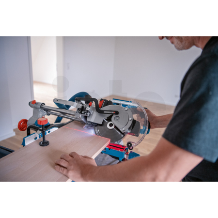 BOSCH Akumulátorová pokosová pila BITURBO GCM 18V-216 D 0601B51000