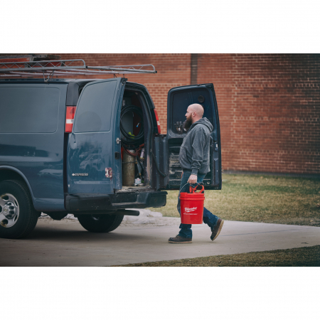 MILWAUKEE M12™ subkompaktní čistič potrubí se spirálou o průměru 8 mm 4933451633