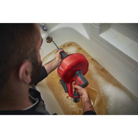 MILWAUKEE M12™ subkompaktní čistič potrubí se spirálou o průměru 8 mm 4933451633