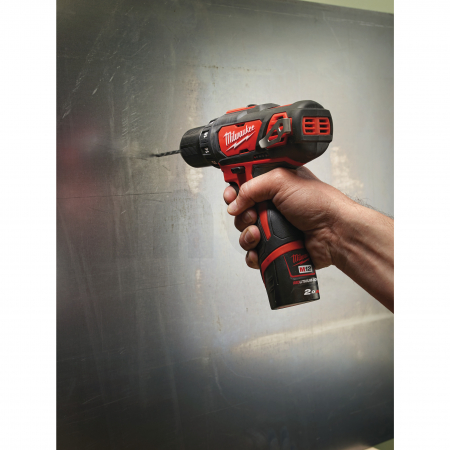 MILWAUKEE M12BDD-202C - M12™ kompaktní vrtačka/šroubovák 4933441915