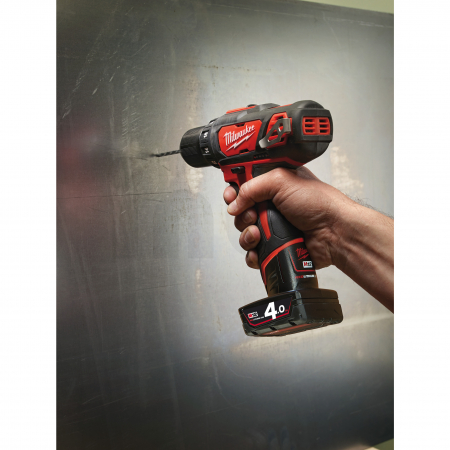 MILWAUKEE M12BDD-202X - M12™ kompaktní vrtačka/šroubovák 4933446040