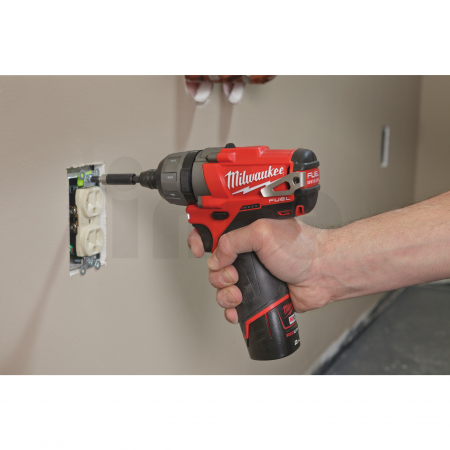 MILWAUKEE M12 FUEL™ kompaktní šroubovák 4933440450