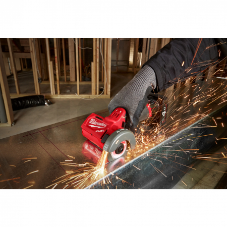 MILWAUKEE M12FCOT-422X - M12 FUEL™ kompaktní univerzální okružní pila 4933464619