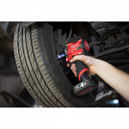 MILWAUKEE M12FIW38-0 - M12 FUEL™ kompaktní ⅜″ rázový utahovák 4933464612