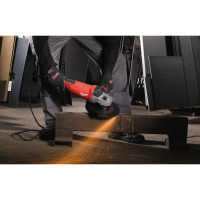 MILWAUKEE 2200 W 180 mm úhlová bruska s AVS 4933431820