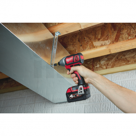 MILWAUKEE M18BID-402C - M18™ ¼″ hex kompaktní rázový utahovák 4933443580