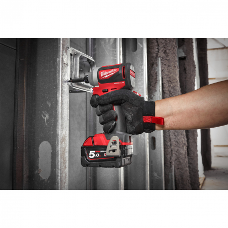 MILWAUKEE M18BLID2-0X - M18™ ¼″ hex bezuhlíkový rázový utahovák 4933464519