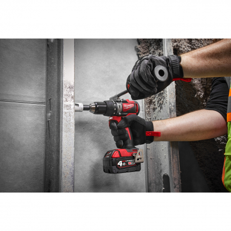 MILWAUKEE M18BLPD2-402X - M18™ bezuhlíková příklepová vrtačka 4933464560