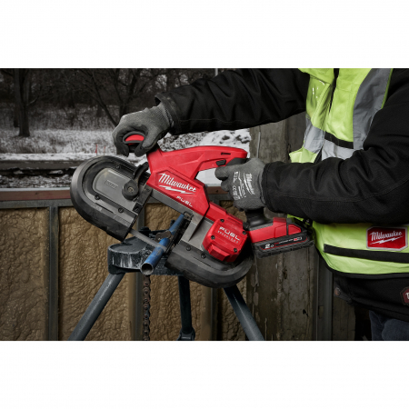 MILWAUKEE M18FBS85-202C - M18  FUEL™ kompaktní pásová pila 4933471497