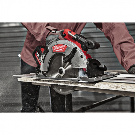 MILWAUKEE M18 FCSG66 M18 FUEL™ okružní pila 66 mm na dřevo a plast 4933471196