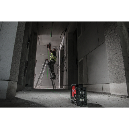 MILWAUKEE L4 CLLP-301C - Akumulátorový kombinovaný liniovo-bodový laser USB 4933478099