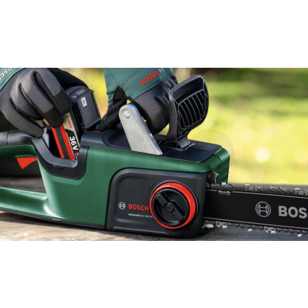 BOSCH Akumulátorová řetězová pila AdvancedChain 36V-35-40 06008B8600