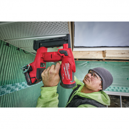 MILWAUKEE M18FNCS18GS-0X - M18 FUEL™ sponkovačka s úzkou korunkou 4933471942