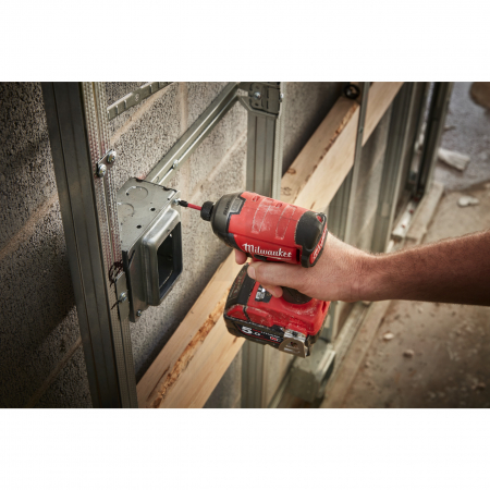 MILWAUKEE M18FQID-502X - M18 FUEL™ SURGE™ ¼″ hex hydraulický rázový utahovák 4933451790