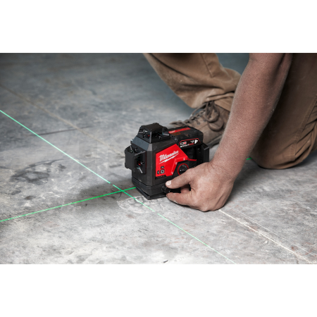 MILWAUKEE Sada laseru M12™ 360° se zeleným paprskem se 3 rovinami a příslušenství 4933478960