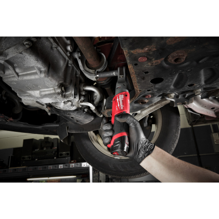 MILWAUKEE M12 FUEL™ kompaktní ⅜″ ráčna 4933459797