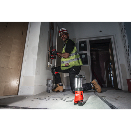 MILWAUKEE M12™ lucernové světlo 4932430562