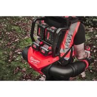 MILWAUKEE M18 FUEL™ zádový fukar na dva akumulátory 4933493213