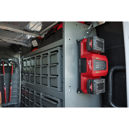 MILWAUKEE M18™ mobilní super nabíječka se dvěma sloty 4933498557
