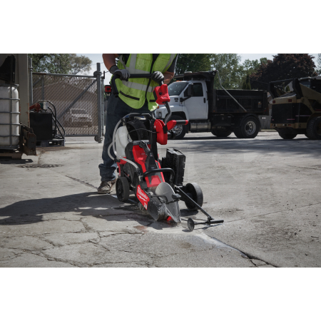MILWAUKEE MXF COS350G2-0 MX FUEL 350 mm rozbrušovací pila 4933480478