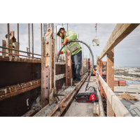 MILWAUKEE MXFCVHF-802 FUEL vysokofrekvenční vibrátor na beton, 2x Aku MXF XC608 + MXF SC 4933498133