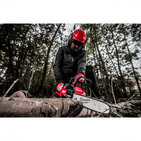 MILWAUKEE M18 FCHSC M18 FUEL™ Řetězová pila s lištou 30 cm 4933471443