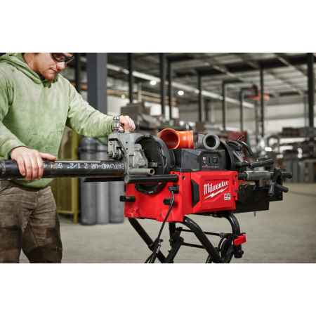 MILWAUKEE MXF PTR2-0 MX FUEL stacionární závitořez 2˝ s ONE-KEY 4933498324