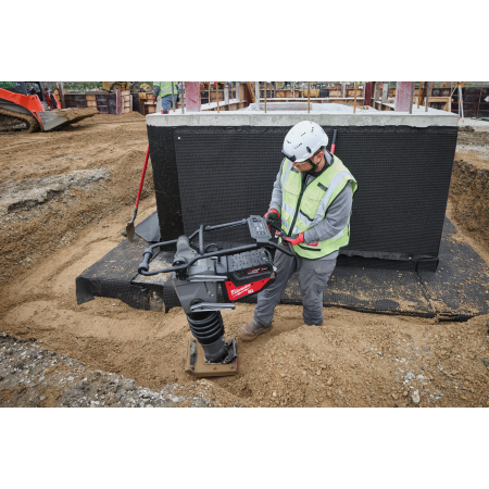 MILWAUKEE MXF RAM60-0 FUEL vibrační deska 4933498158