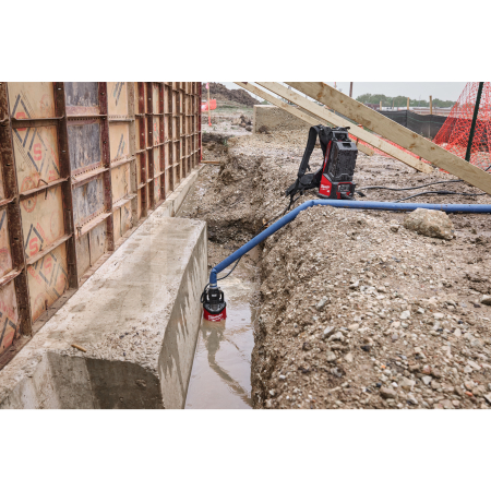 MILWAUKEE MXF SMP2-802 MX FUEL ponorné čerpadlo 4933498163