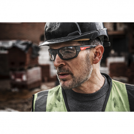 MILWAUKEE Performance Safety Glasses Pracovní bezpečnostní brýle - šedé 4932478908